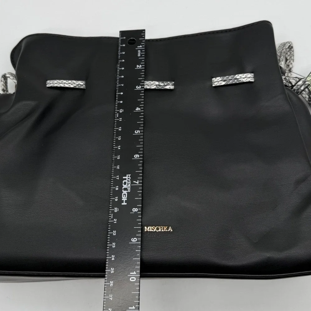 Badgley Mischka exterior material